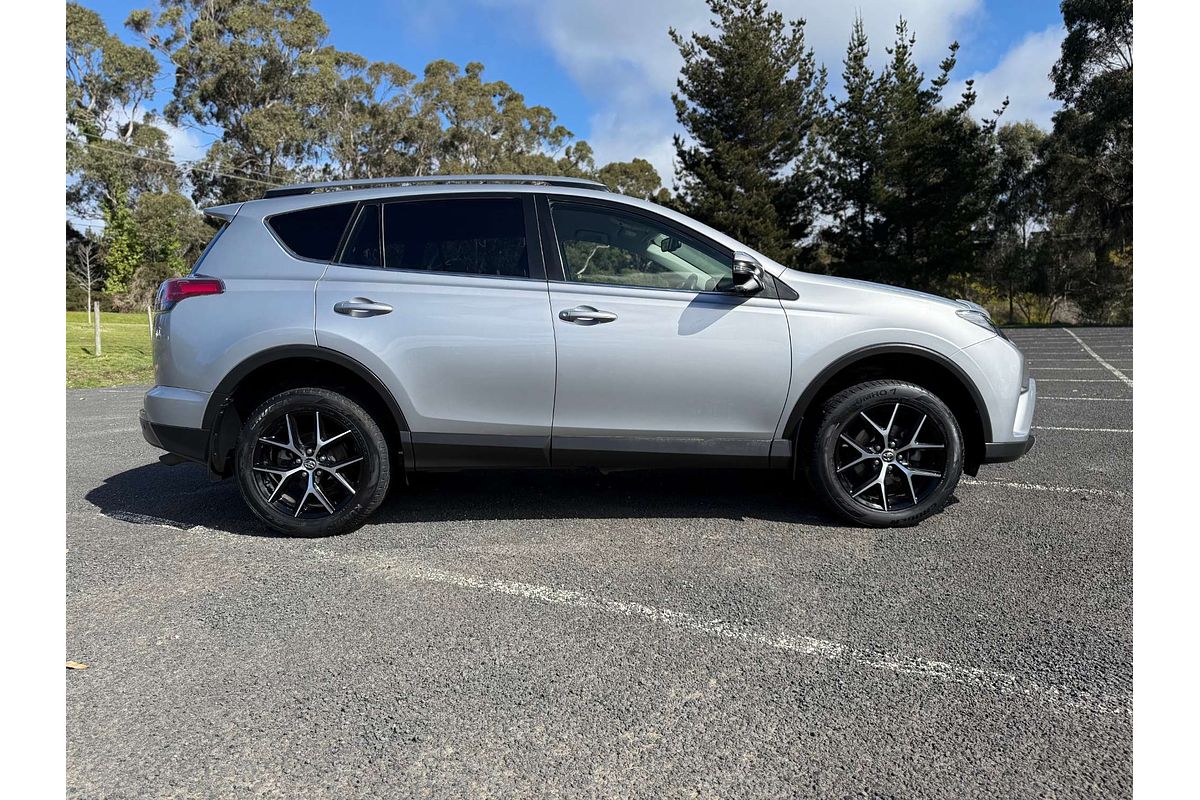 2017 Toyota RAV4 GXL ZSA42R