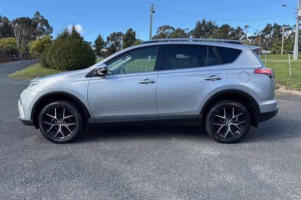 2017 Toyota RAV4 GXL ZSA42R