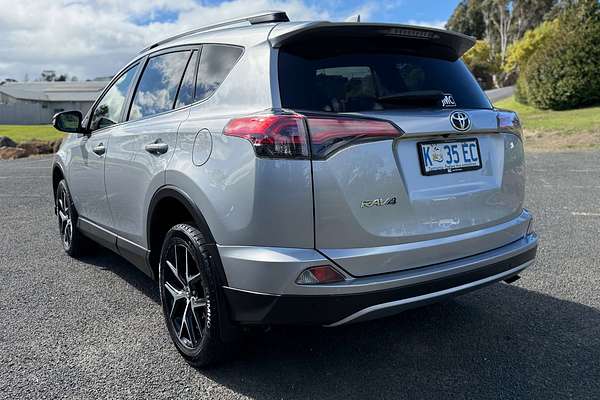 2017 Toyota RAV4 GXL ZSA42R
