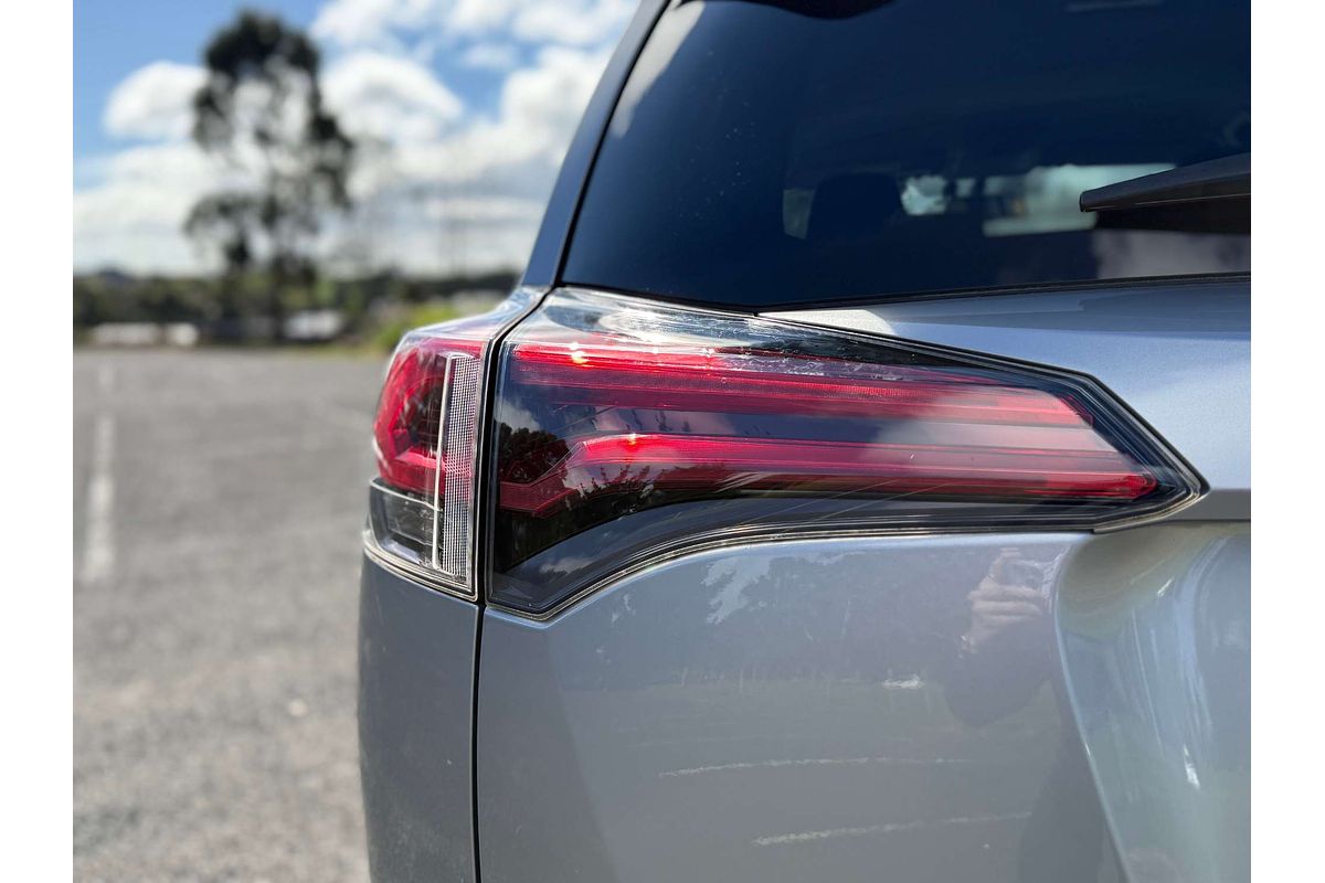 2017 Toyota RAV4 GXL ZSA42R