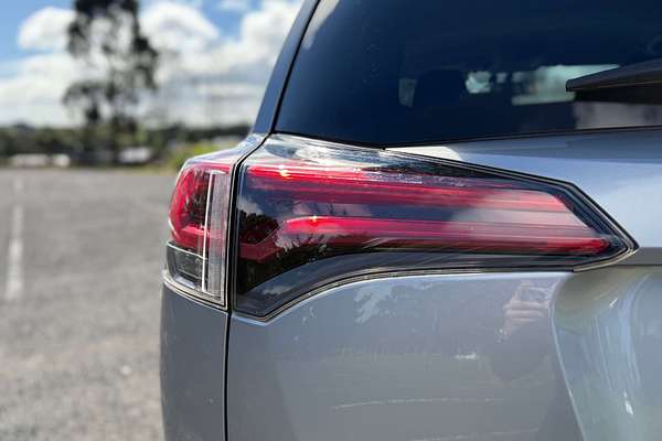 2017 Toyota RAV4 GXL ZSA42R