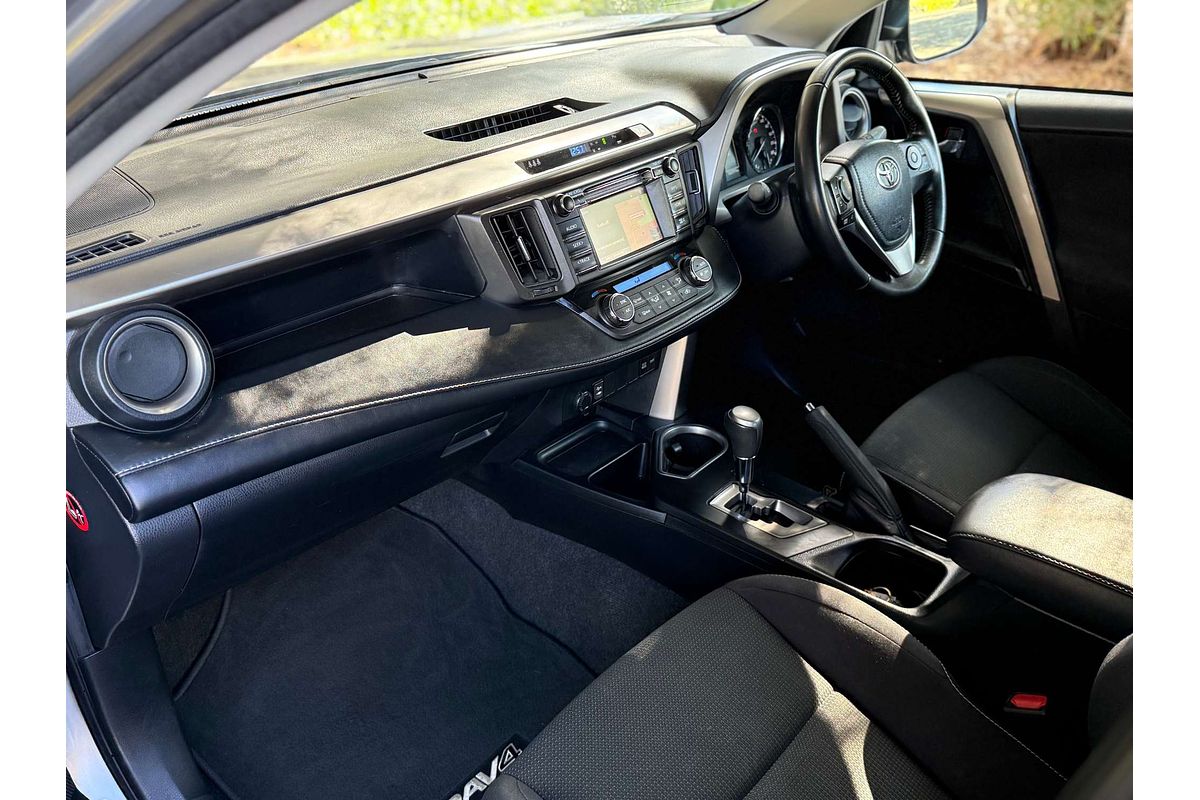 2017 Toyota RAV4 GXL ZSA42R