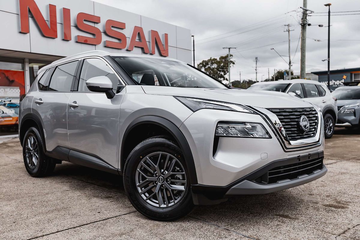 2025 Nissan X-TRAIL ST T33