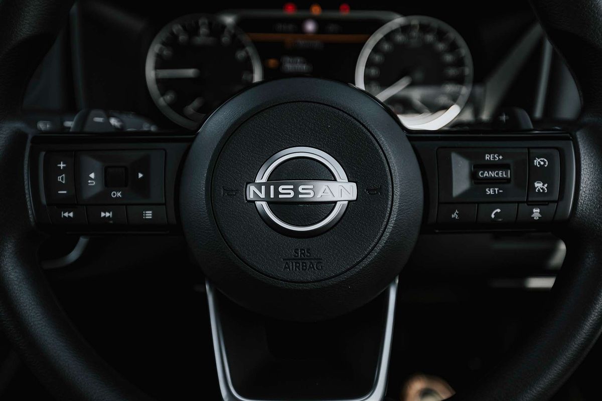 2025 Nissan X-TRAIL ST T33