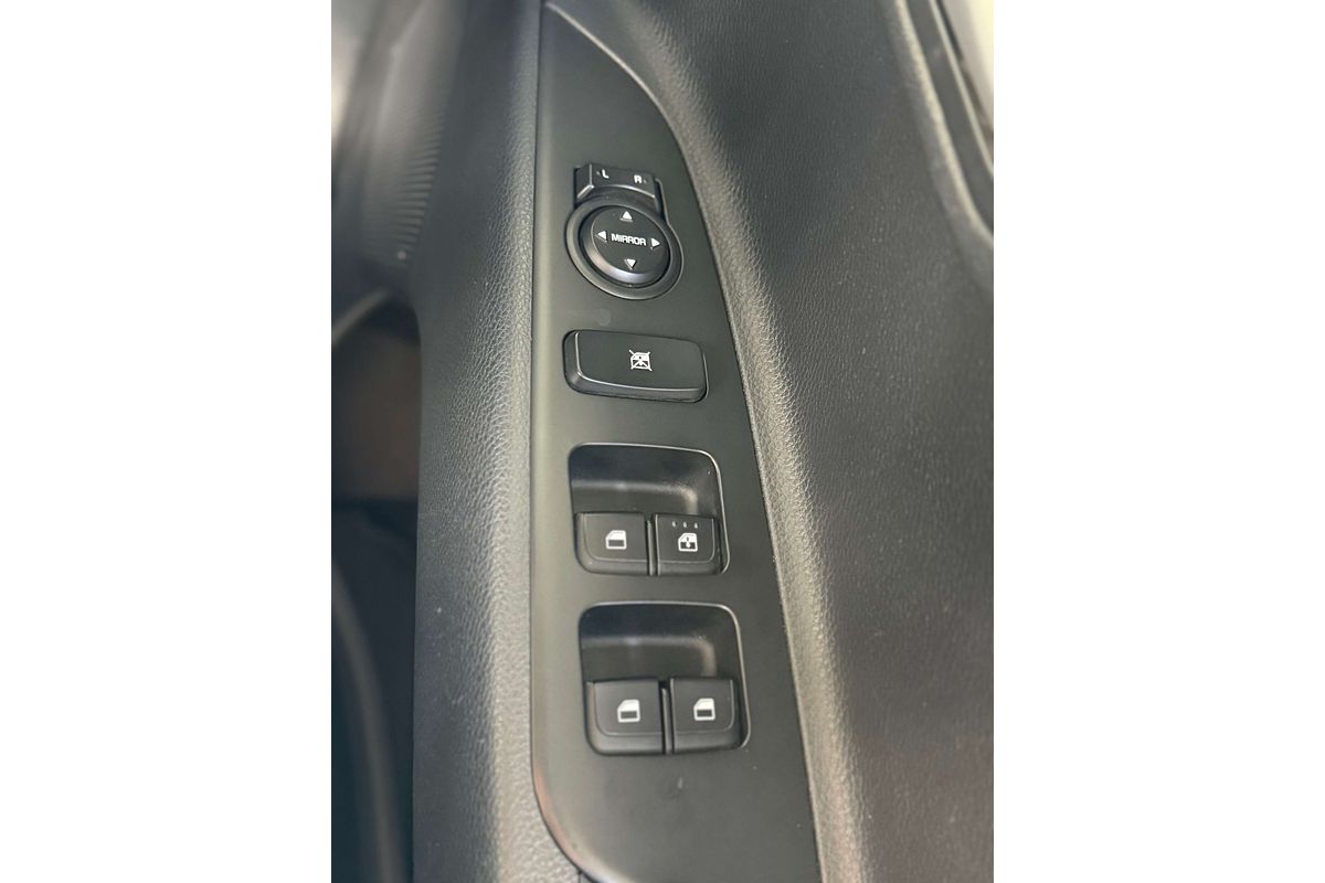 2022 Kia Stonic S YB