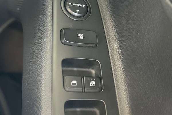 2022 Kia Stonic S YB