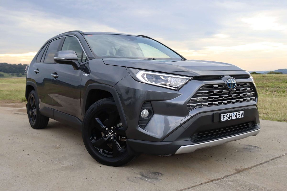 2020 Toyota RAV4 Cruiser AXAH52R