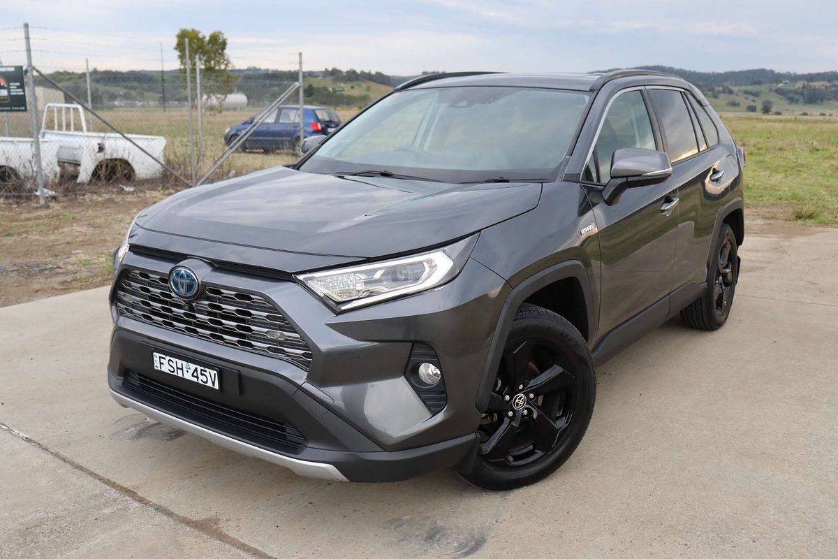 2020 Toyota RAV4 Cruiser AXAH52R