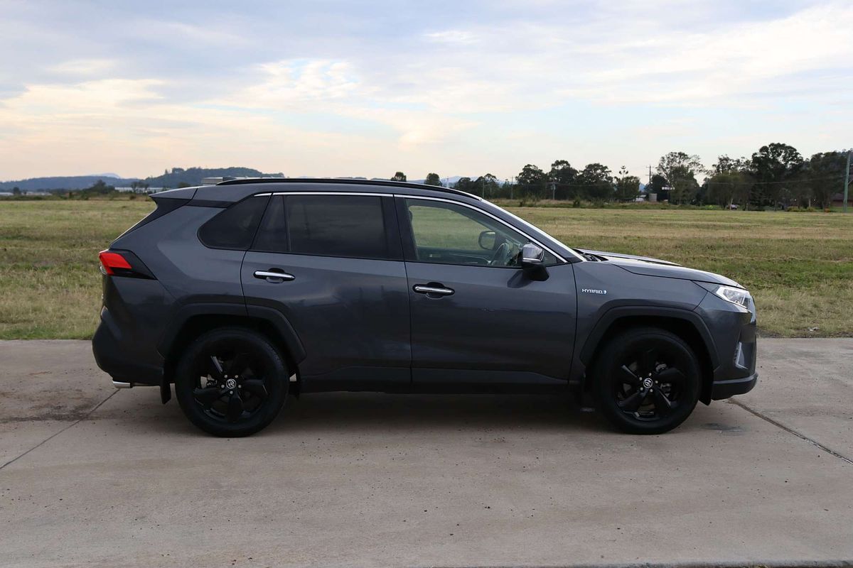 2020 Toyota RAV4 Cruiser AXAH52R
