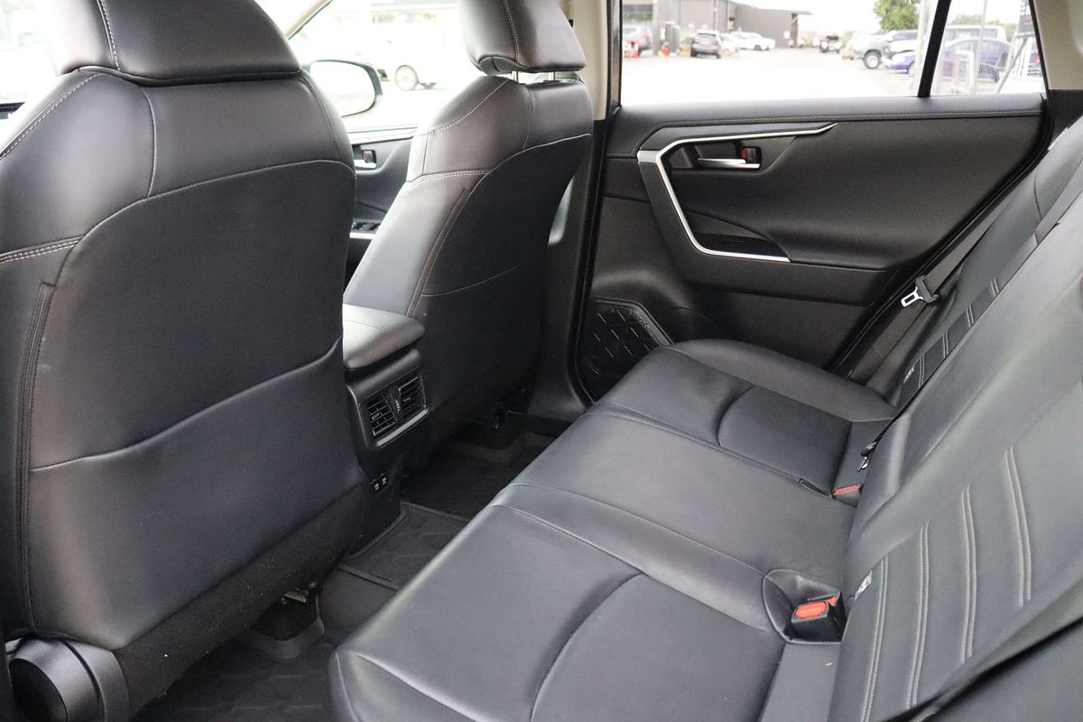 2020 Toyota RAV4 Cruiser AXAH52R