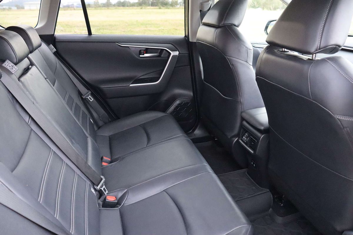 2020 Toyota RAV4 Cruiser AXAH52R