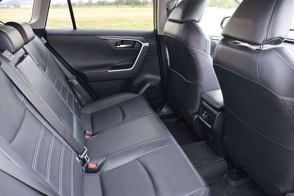 2020 Toyota RAV4 Cruiser AXAH52R