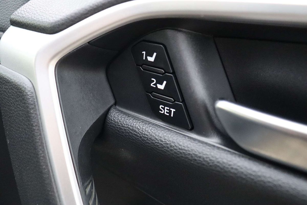 2020 Toyota RAV4 Cruiser AXAH52R