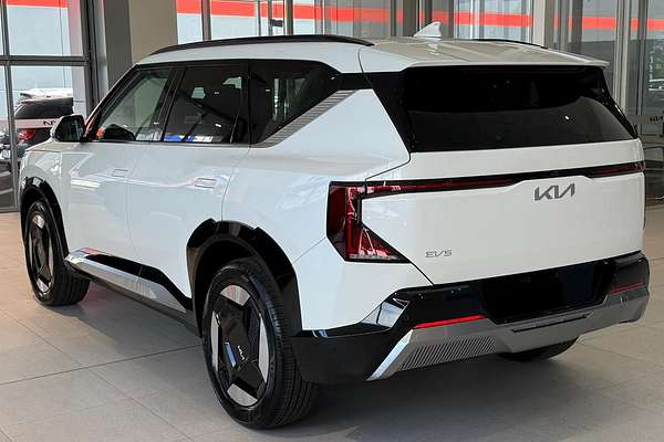 2025 Kia EV5 Earth OVc