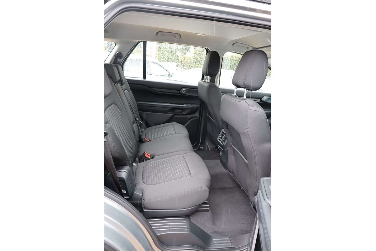 2024 Ford Everest Ambiente 2.0L