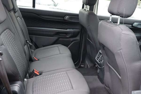 2024 Ford Everest Ambiente 2.0L