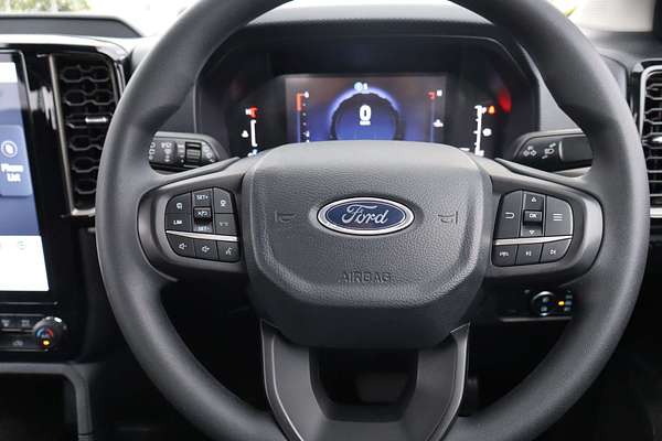 2024 Ford Everest Ambiente 2.0L
