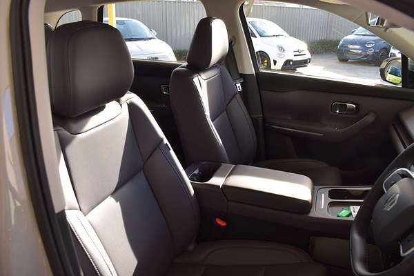 2024 Leapmotor C10 Style B11