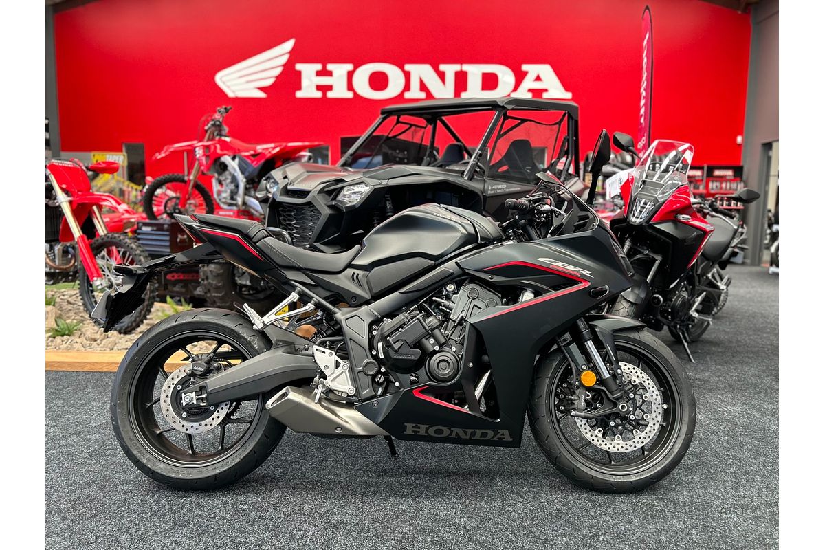 2024 Honda CBR650R ABS E-CLUTCH