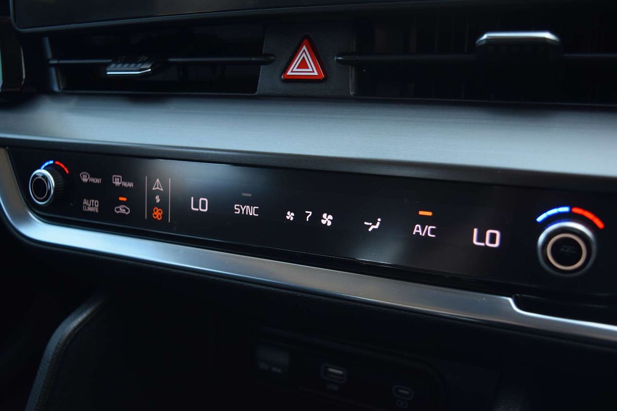 2022 Kia Sportage SX NQ5