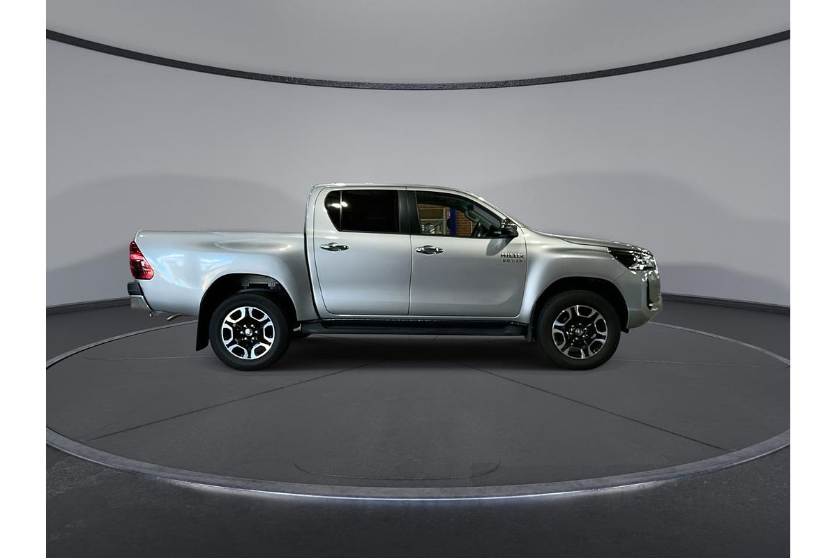 2022 Toyota Hilux SR5 GUN126R 4X4