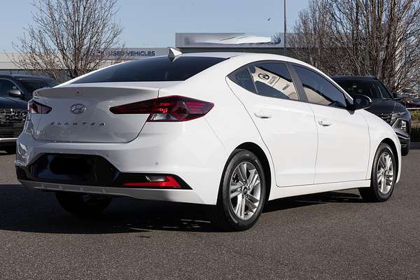 2020 Hyundai Elantra Active AD.2