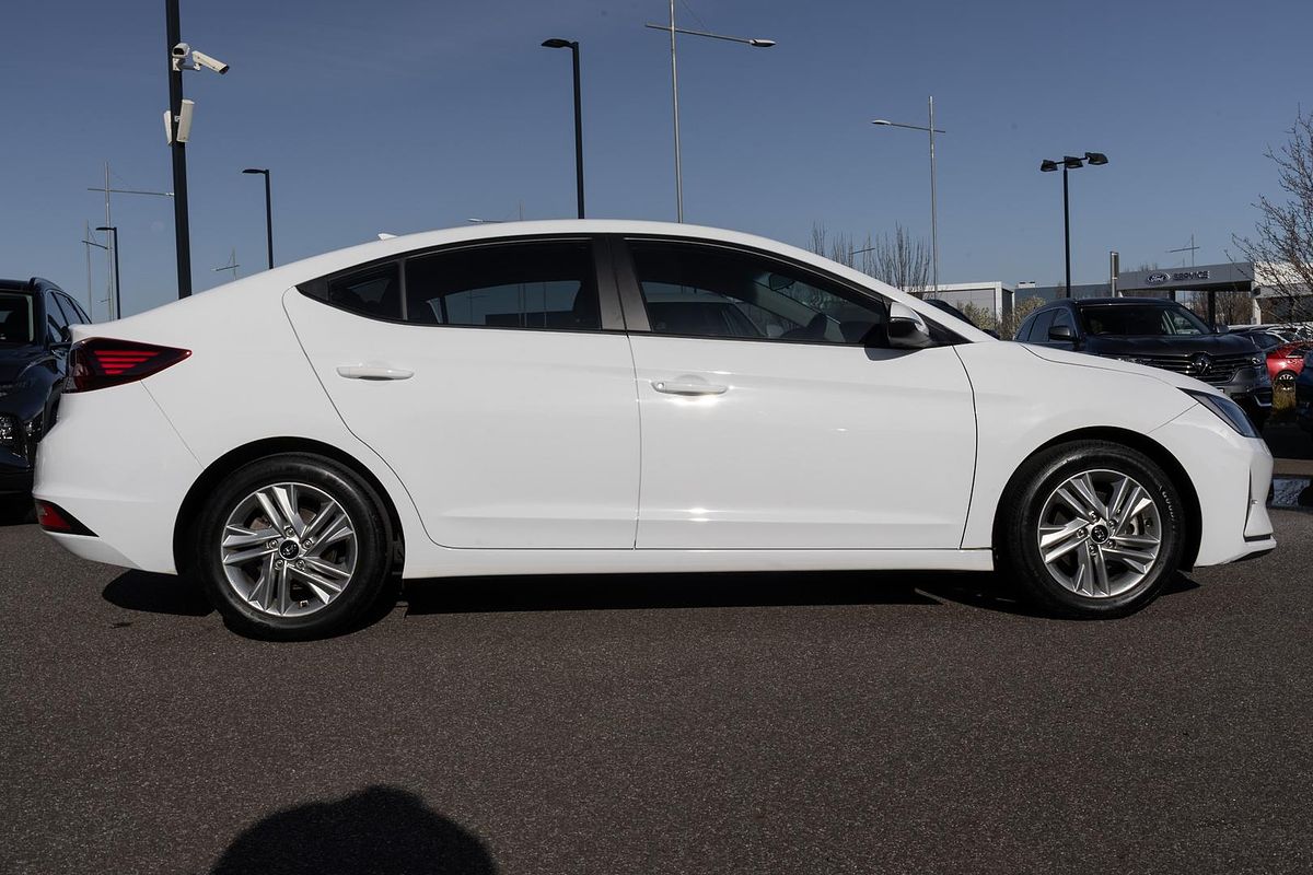 2020 Hyundai Elantra Active AD.2