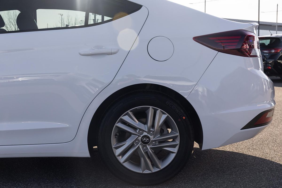 2020 Hyundai Elantra Active AD.2