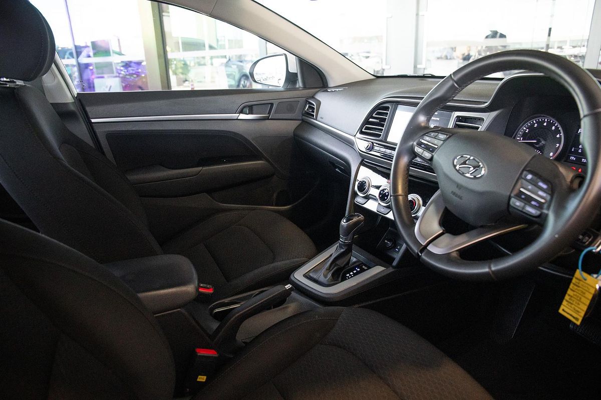2020 Hyundai Elantra Active AD.2