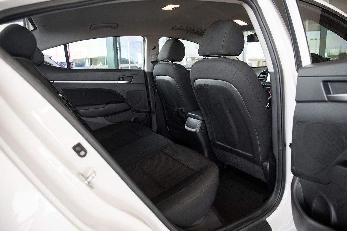 2020 Hyundai Elantra Active AD.2