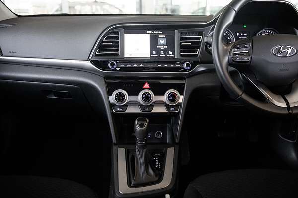 2020 Hyundai Elantra Active AD.2