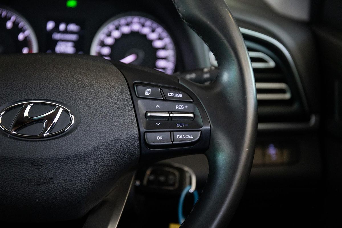 2020 Hyundai Elantra Active AD.2