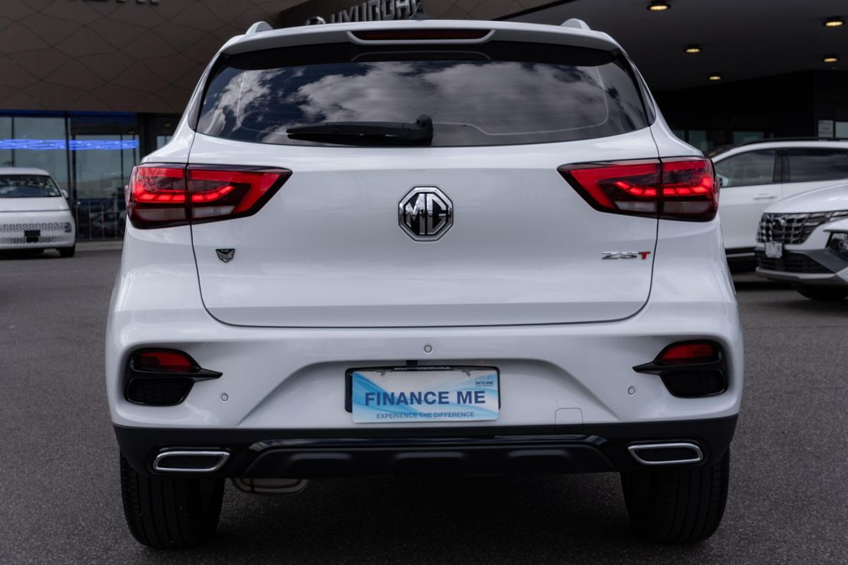 2023 MG ZST Excite
