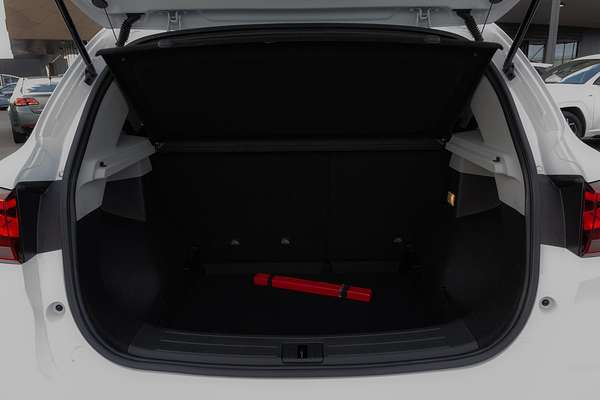 2023 MG ZST Excite