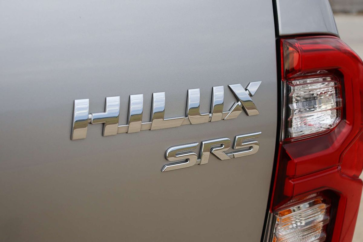 2020 Toyota Hilux SR5 GUN126R 4X4