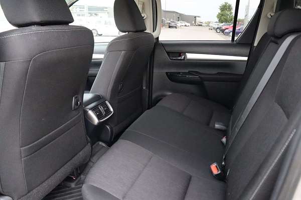 2020 Toyota Hilux SR5 GUN126R 4X4