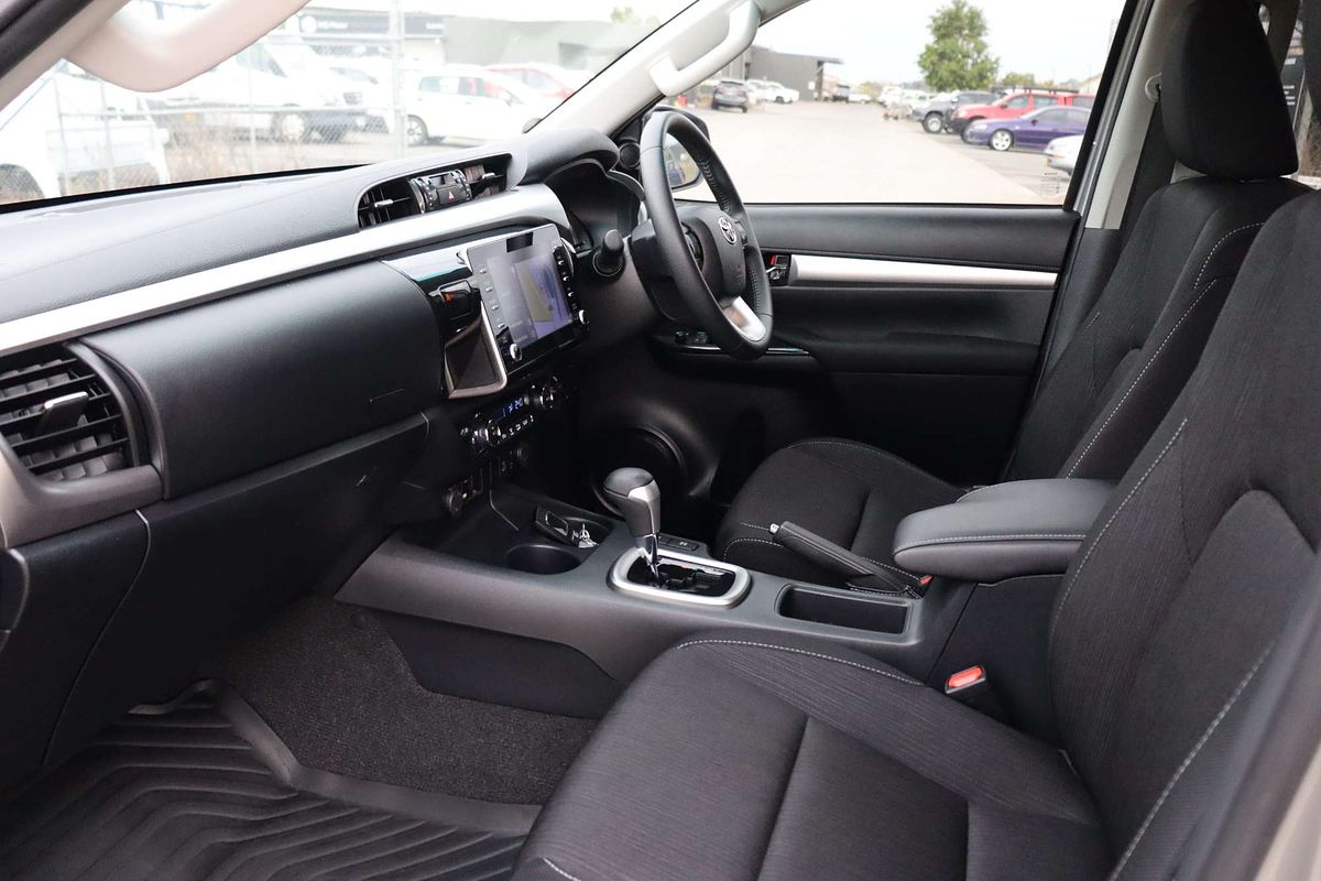 2020 Toyota Hilux SR5 GUN126R 4X4