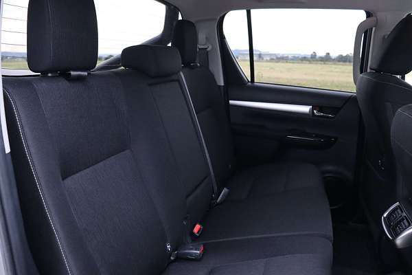 2020 Toyota Hilux SR5 GUN126R 4X4
