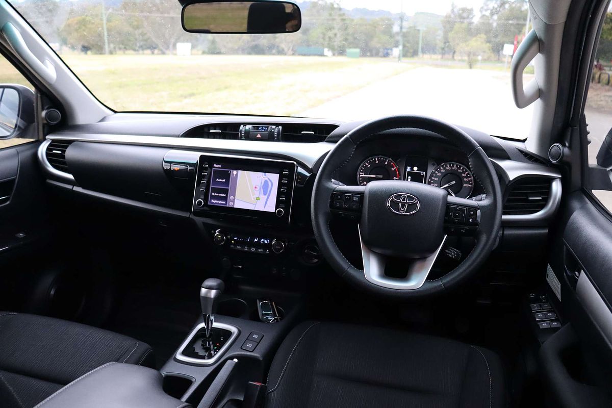 2020 Toyota Hilux SR5 GUN126R 4X4