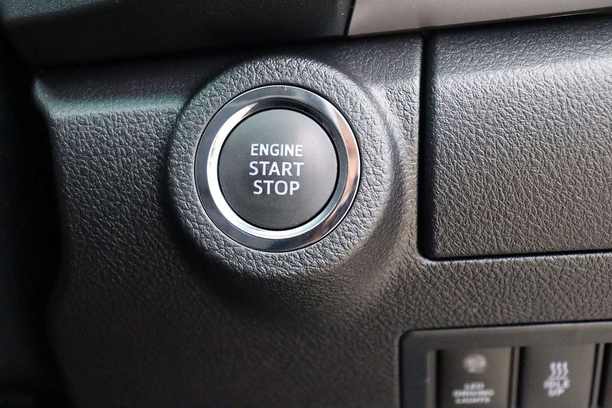 2020 Toyota Hilux SR5 GUN126R 4X4
