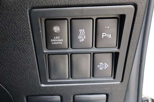 2020 Toyota Hilux SR5 GUN126R 4X4