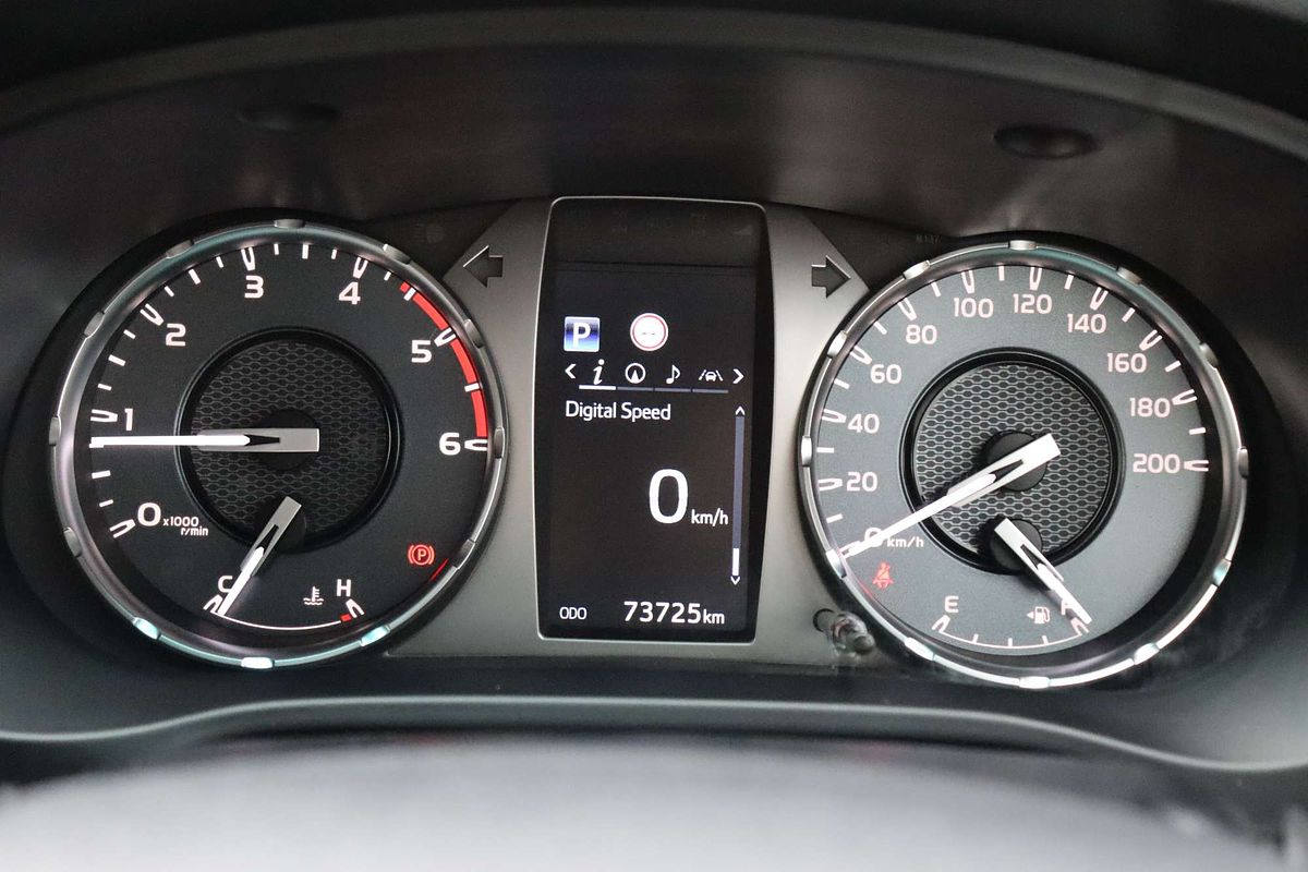 2020 Toyota Hilux SR5 GUN126R 4X4