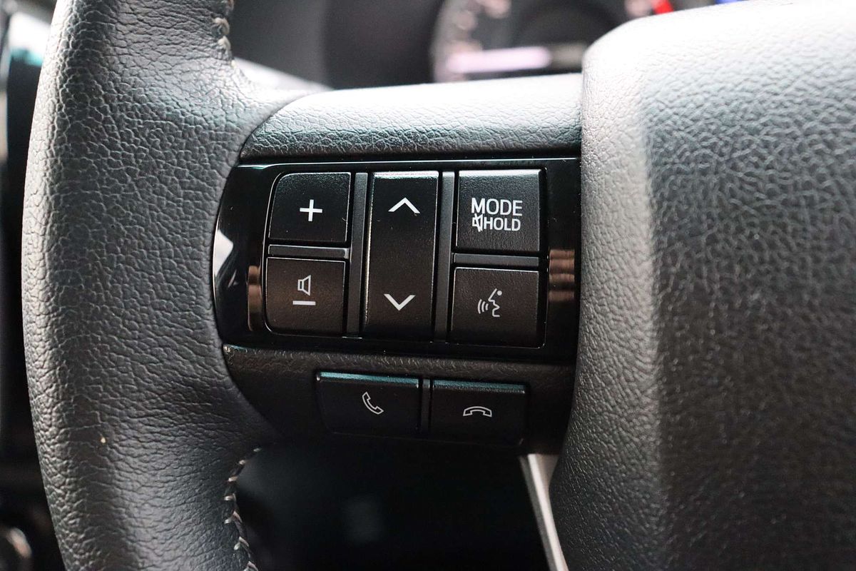 2020 Toyota Hilux SR5 GUN126R 4X4