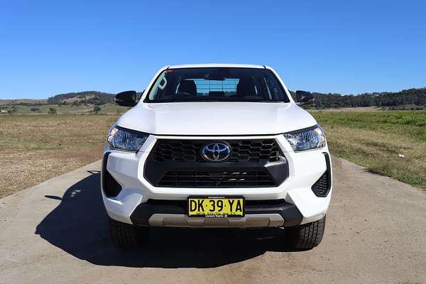 2024 Toyota Hilux SR GUN126R 4X4