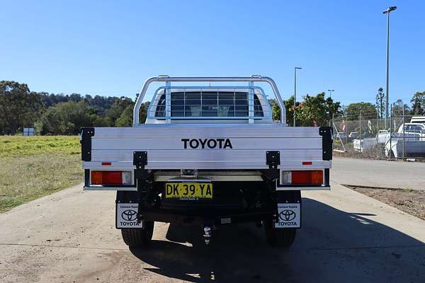 2024 Toyota Hilux SR GUN126R 4X4
