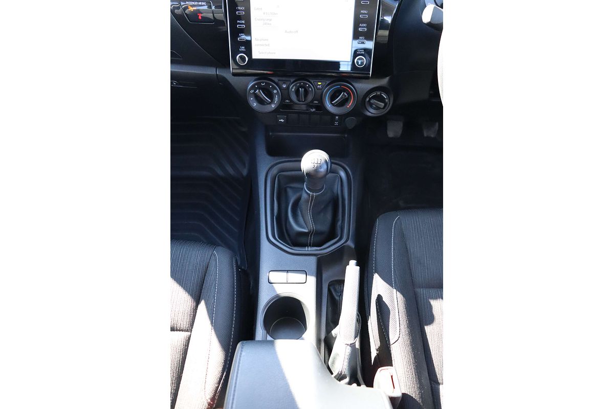 2024 Toyota Hilux SR GUN126R 4X4