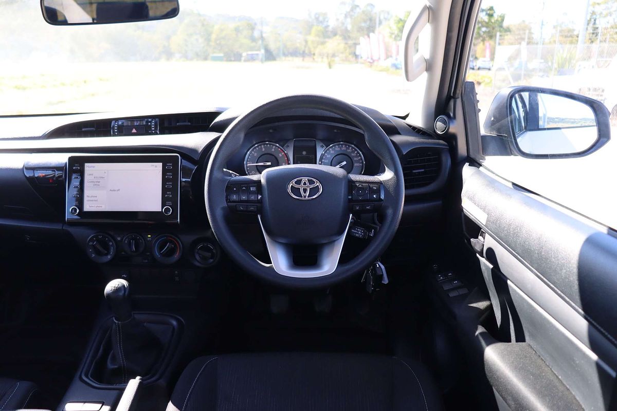 2024 Toyota Hilux SR GUN126R 4X4