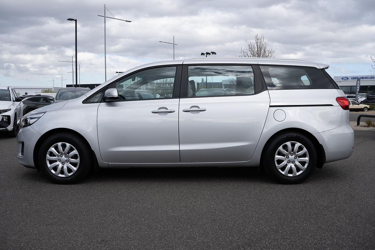 2017 Kia Carnival S YP