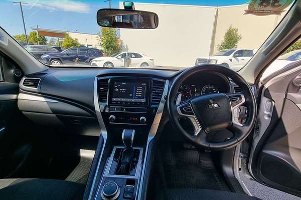 2021 Mitsubishi Pajero Sport GLX QF