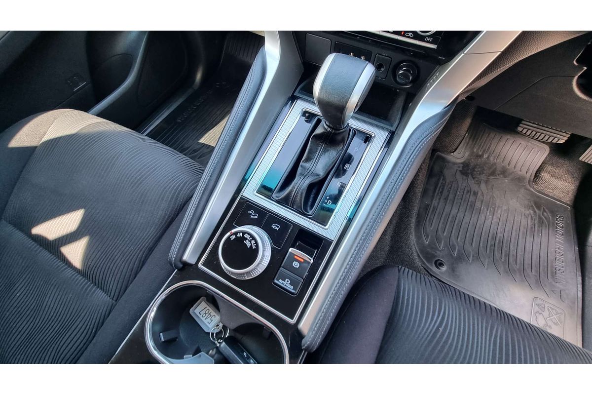 2021 Mitsubishi Pajero Sport GLX QF